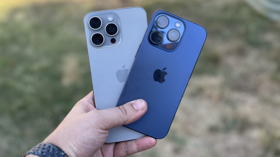 iPhone 15 Pro vs. iPhone 15 Pro Max 2