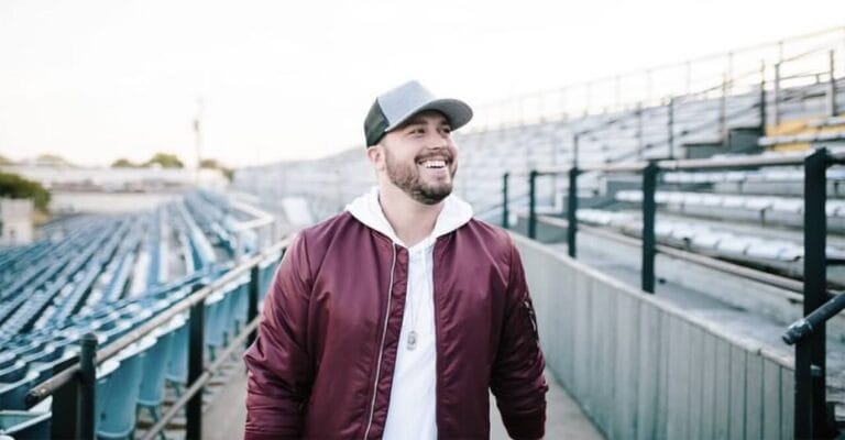 Mitchell Tenpenny